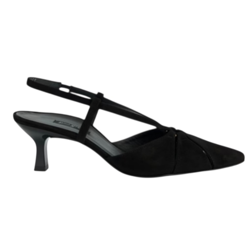Slingback pump sandals. Black suede leather
Never Worn, in Box